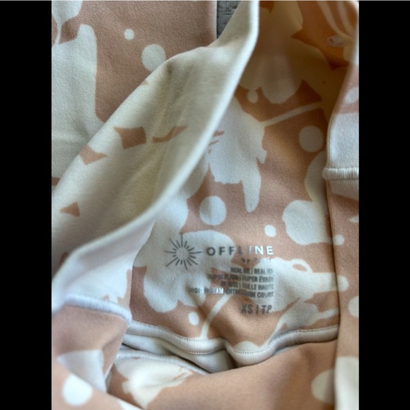 Aerie white and beige floral offline flare leggings - Picture 8 of 8